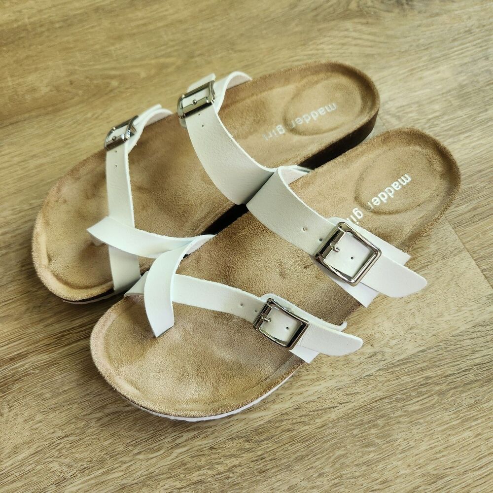 Madden Girl BUNNYY White Toe Loop Footbed Sandals Women's 6.5 Boho Comfort